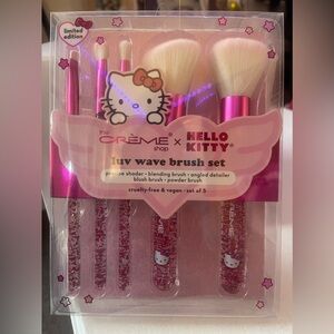 Hello Kitty make up brushes